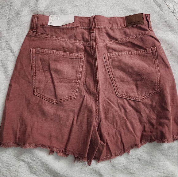 American Eagle Highest Rise Mom Shorts - Picture 9 of 10
